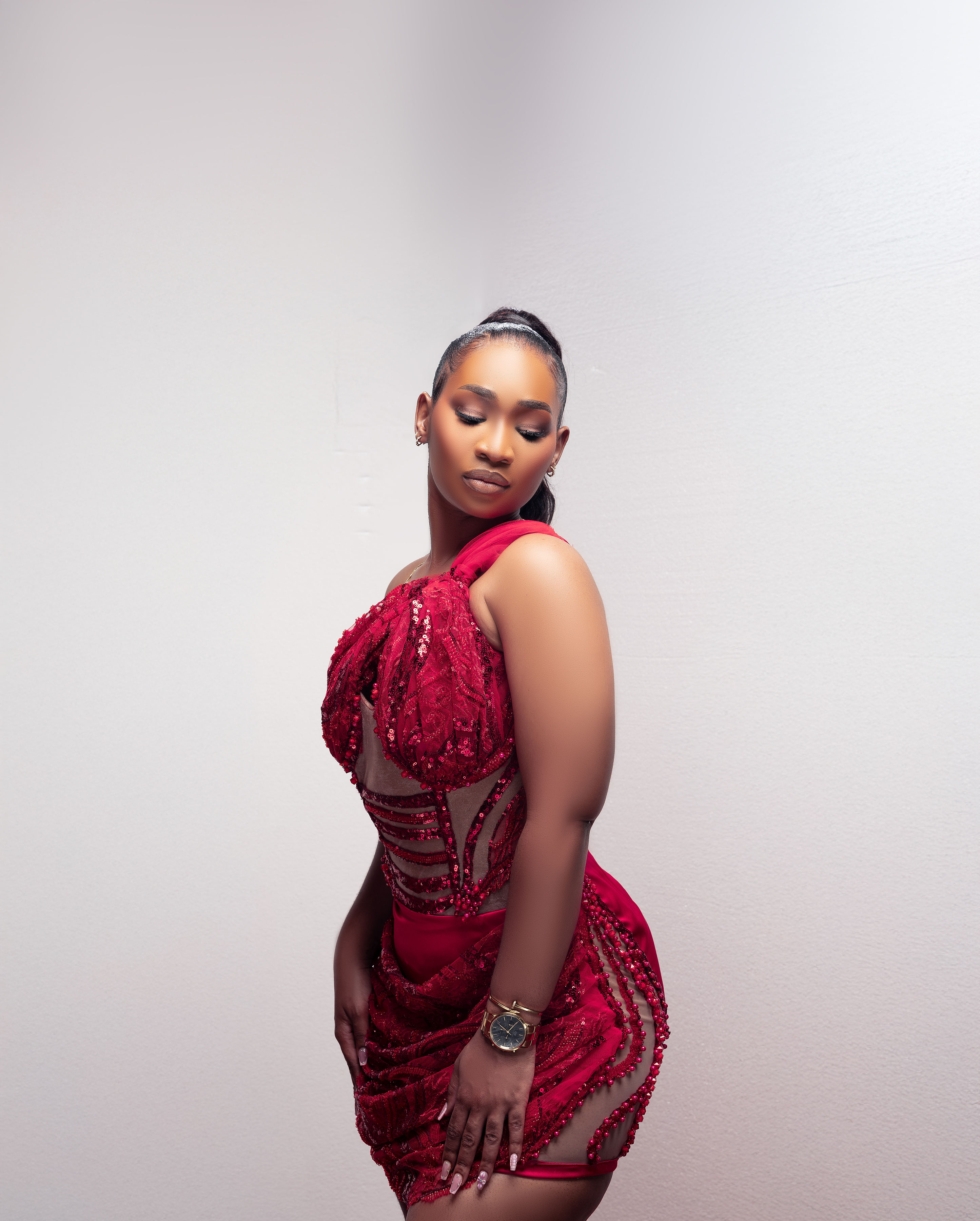 Taze Muse frame 6